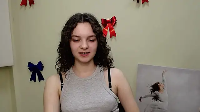 Snapshot of _SusieSu_ chatting on February 2025 04:56:02 PM SusieSu online show from February 2025 04:56:02 PM