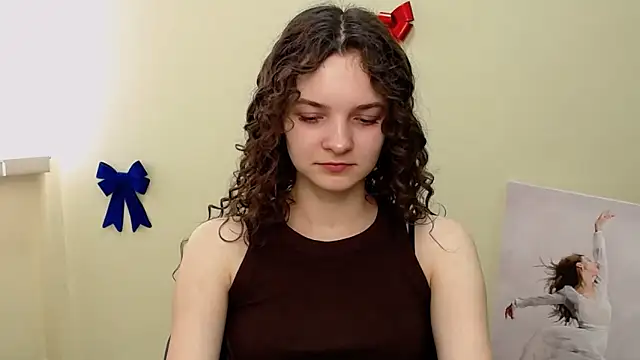 Snapshot of _SusieSu_ chatting on February 2025 12:26:02 PM SusieSu online show from February 2025 12:26:02 PM