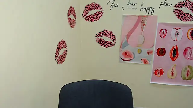 Snapshot of _SusieSu_ chatting on March 2025 10:41:01 AM SusieSu online show from March 2025 10:41:01 AM