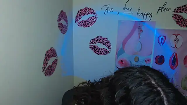 Snapshot of _SusieSu_ chatting on March 2025 07:38:01 PM SusieSu online show from March 2025 07:38:01 PM