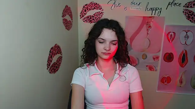 Snapshot of _SusieSu_ chatting on March 2025 01:49:01 AM SusieSu online show from March 2025 01:49:01 AM