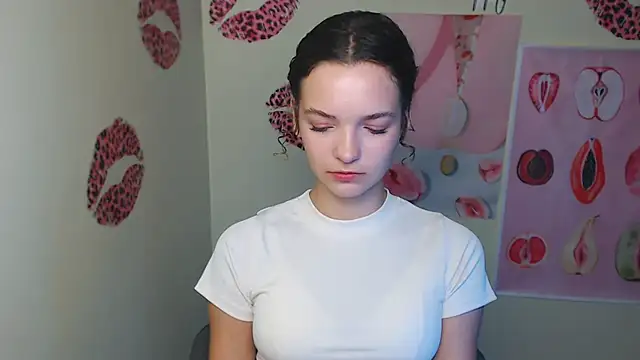 Snapshot of _SusieSu_ chatting on September 2025 06:46:01 AM SusieSu online show from September 2025 06:46:01 AM