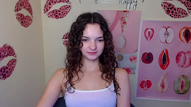 Snapshot of _SusieSu_ chatting on September 2025 12:21:02 PM SusieSu online show from September 2025 12:21:02 PM