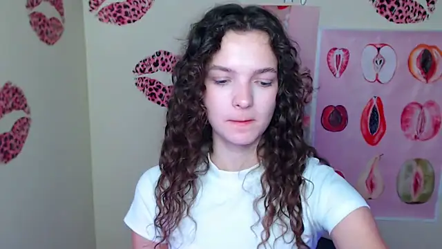 Snapshot of _SusieSu_ chatting on October 2025 12:56:02 PM SusieSu online show from October 2025 12:56:02 PM