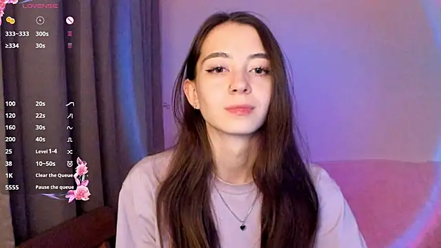 EvaBradley online show from November 2025 06:51:01 PM