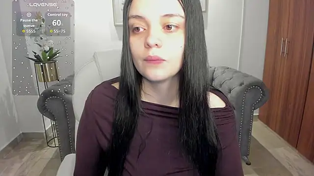 Bella-hadiid online show from October 2025 11:16:01 AM