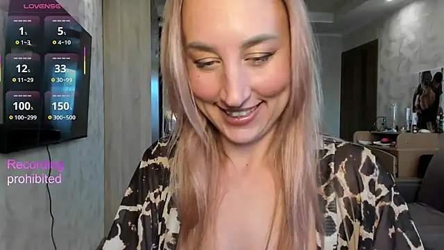 lady Nati online show from March 2026 02:14:02 PM