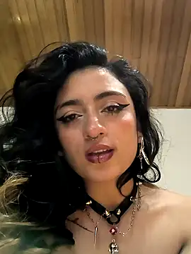 Lila Desiree online show from December 2024 08:02:01 AM