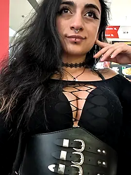 Lila Desiree online show from September 2025 10:09:01 PM