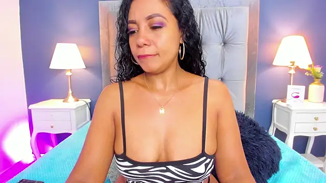 Kamila-Kane online show from February 2025 07:45:02 PM