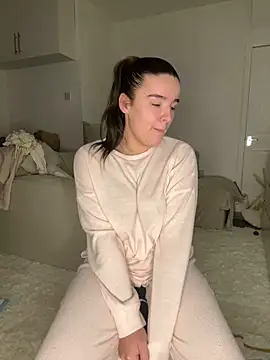 maisiesmithx online show from January 2025 08:50:01 PM