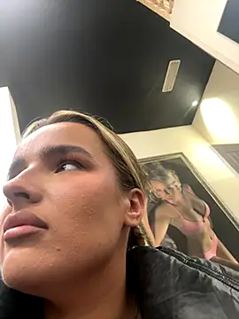 maisiesmithx online show from October 2025 04:22:02 AM