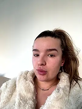 maisiesmithx online show from January 2026 12:18:01 PM