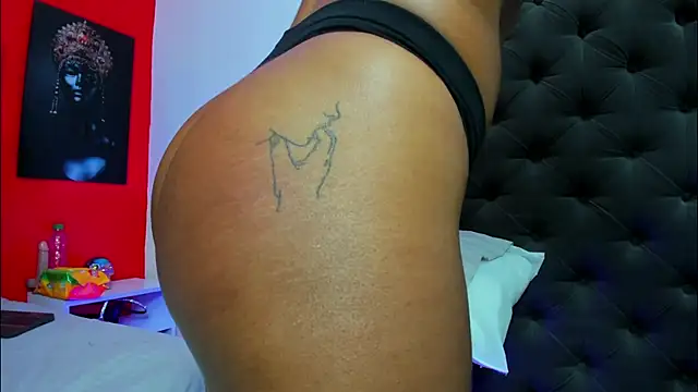 Snapshot of YayaHilton chatting on March 2025 11:29:02 AM YayaHilton online show from March 2025 11:29:02 AM