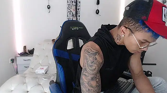 Leonard Price online show from March 2025 08:57:01 AM