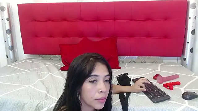 zhamira 21 online show from February 2025 08:10:01 PM