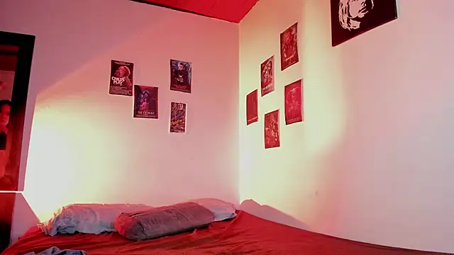 Snapshot of violetsalvatore chatting on December 2024 04:53:01 AM violetsalvatore online show from December 2024 04:53:01 AM