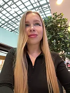 mur girl online show from December 2024 10:50:02 AM