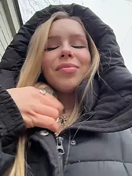 mur girl online show from November 2025 11:44:01 AM