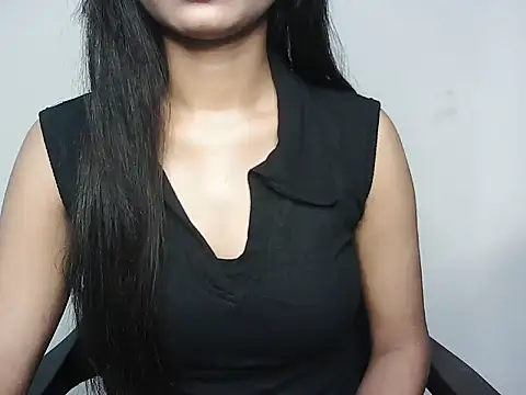 Snapshot of RIYAA_2 chatting on October 2025 09:40:02 AM RIYAA 2 online show from October 2025 09:40:02 AM