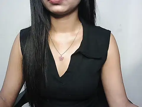 Snapshot of RIYAA_2 chatting on October 2025 04:30:01 PM RIYAA 2 online show from October 2025 04:30:01 PM