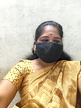 Snapshot of MaaliiiPonuTamil chatting on May 2026 05:55:02 PM MaaliiiPonuTamil online show from May 2026 05:55:02 PM