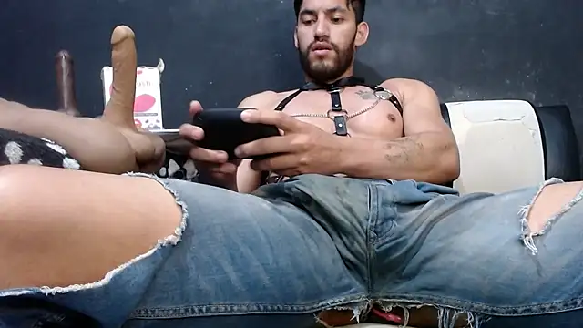 ethasteban27 online show from November 2025 10:25:01 AM