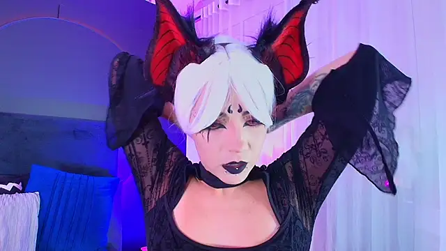 Snapshot of Aylen_darkmoor chatting on April 2026 07:49:01 PM Aylen darkmoor online show from April 2026 07:49:01 PM