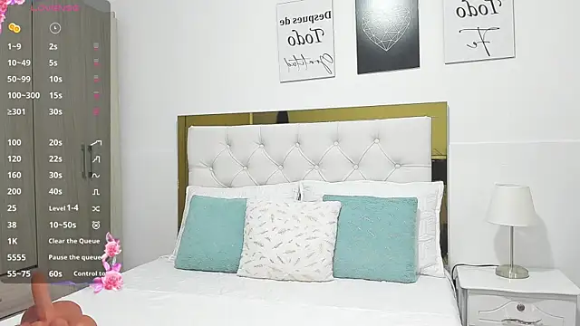 SofiaBosch online show from December 2024 05:04:01 AM