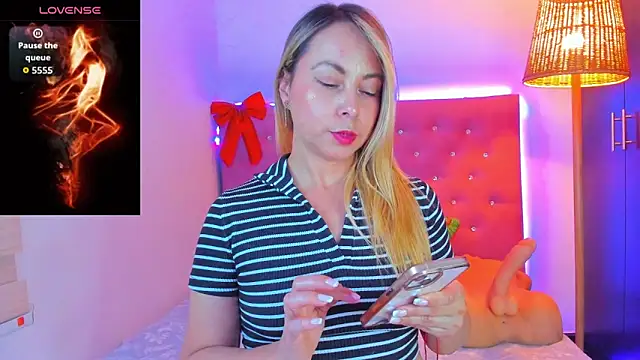  sexybunny  online show from December 2025 03:35:02 AM