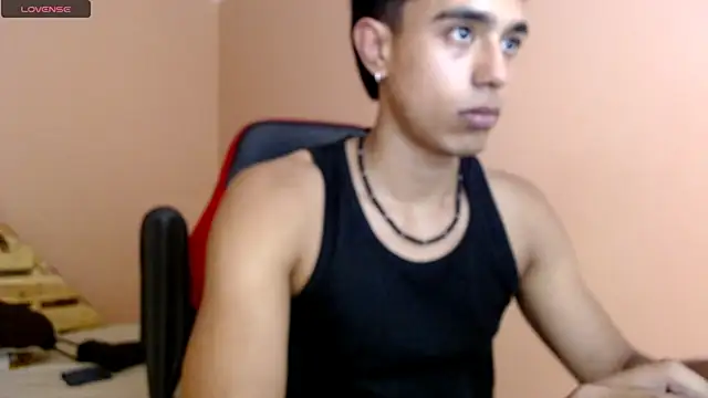 Snapshot of karlgiles_ chatting on February 2025 06:43:02 PM karlgiles online show from February 2025 06:43:02 PM