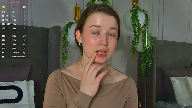 MichelleHaynes online show from March 2025 05:49:01 PM