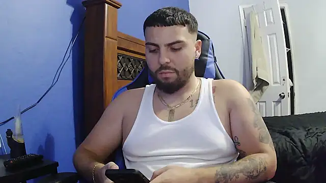 Snapshot of MasterKvn chatting on January 2025 05:09:01 AM MasterKvn online show from January 2025 05:09:01 AM