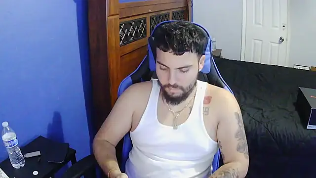 Snapshot of MasterKvn chatting on February 2025 05:23:01 AM MasterKvn online show from February 2025 05:23:01 AM