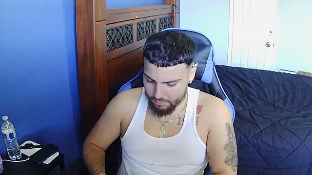 Snapshot of MasterKvn chatting on February 2025 05:59:01 PM MasterKvn online show from February 2025 05:59:01 PM