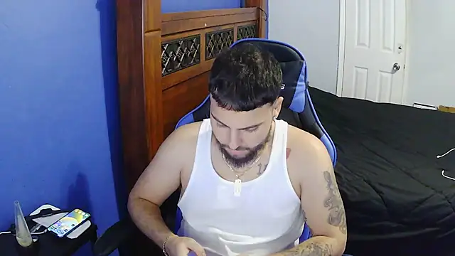 Snapshot of MasterKvn chatting on March 2025 11:35:02 PM MasterKvn online show from March 2025 11:35:02 PM