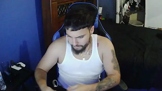 Snapshot of MasterKvn chatting on March 2025 06:19:01 AM MasterKvn online show from March 2025 06:19:01 AM