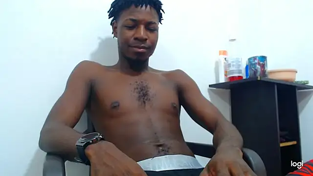 Snapshot of jaycolinss chatting on April 2026 03:27:02 PM jaycolinss online show from April 2026 03:27:02 PM
