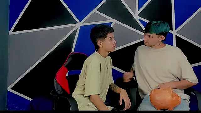 migueyalejo teens online show from February 2025 02:17:02 AM