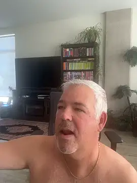 aarosteev2 online show from September 2025 01:00:02 PM