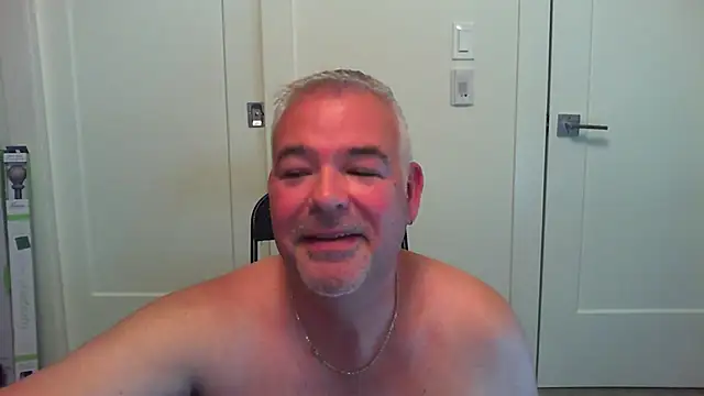 aarosteev2 online show from October 2025 11:27:02 PM