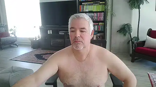 aarosteev2 online show from February 2026 03:34:02 PM