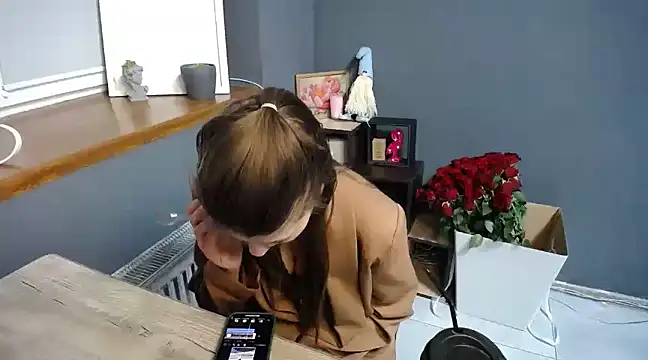 felicity gold online show from February 2025 07:32:02 AM