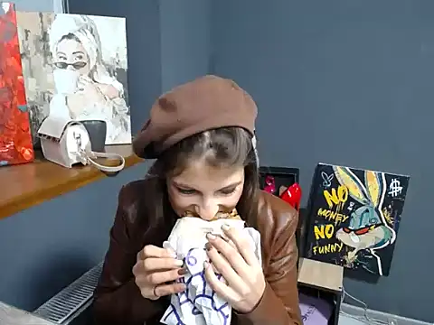 felicity gold online show from October 2025 06:54:01 AM