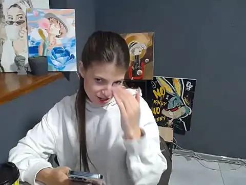 Snapshot of felicity_gold chatting on May 2026 06:09:01 AM felicity gold online show from May 2026 06:09:01 AM