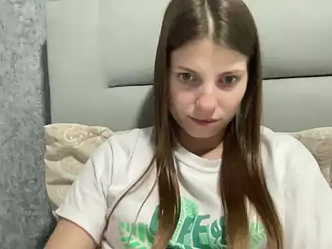 Snapshot of felicity_gold chatting on May 2026 07:30:02 PM felicity gold online show from May 2026 07:30:02 PM