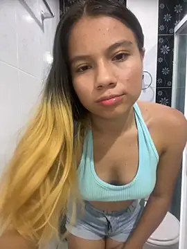 Naomi991 online show from October 2025 12:08:01 AM