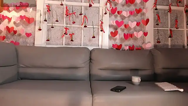 Snapshot of Belliinda_21 chatting on February 2025 06:55:02 PM Belliinda 21 online show from February 2025 06:55:02 PM