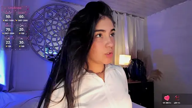 Snapshot of Belliinda_21 chatting on March 2025 12:58:01 AM Belliinda 21 online show from March 2025 12:58:01 AM
