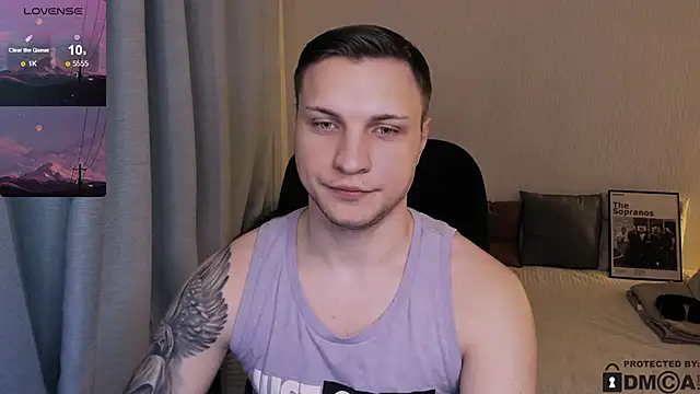 Snapshot of handsome_guy01 chatting on February 2026 02:53:01 AM handsome guy01 online show from February 2026 02:53:01 AM